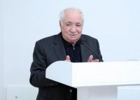 “Savaş meydanında - Vətən sevgimiz…” - VAHİD ƏZİZİN ŞEİRLƏRİ