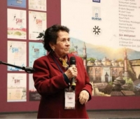 “Bəxtdən gələn bir yazıyla çıxdım ömür səfərinə... “ - Firuzə Məmmədlinin şeirləri