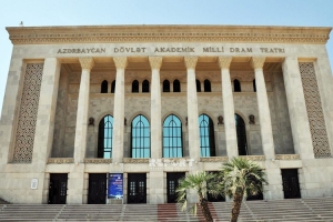 Milli Dram Teatrının aprel ayı üçün repertuarını  təqdim edirik