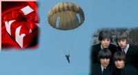 Hədiyyələr günü, The Beatles, ilk paraşüt