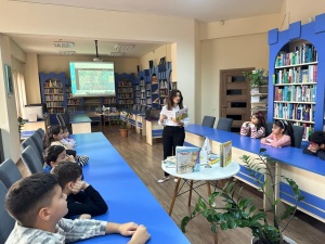 Uşaq Kitabxanasında uşaq hüquqlarına dair maarifləndirici tədbir keçirilib