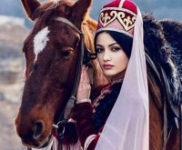 Azərbaycan və Altay türkcəsində qadınla bağlı atalar sözləri