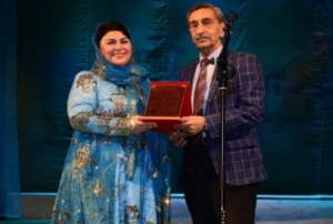 Aktrisanın 50 illik yubileyi “Göyçək Fatma” tamaşası ilə qeyd edilib