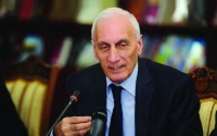 Bən&ouml;vşə ətirli insan: Cahangir Məmmədli