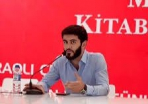 “Tənhalıq tanrı taxtıdır” - Seyyidəli SÜBHİ