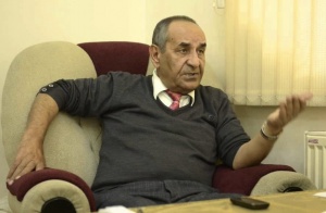 &ldquo;Maraqlı s&ouml;hbətlər&rdquo;də Nizami S&uuml;leymanov və kənd mollası