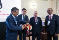 Qazaxıstanda Muxtar Auezovun “Abay” romanının Azərbaycan dilində yeni nəşrinin təqdimatı olub