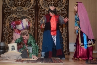 Teatrın hərbi hissədə çıxışı təqdirəlayiqdir