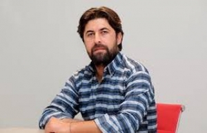 Sərdar Aminin “Nilufərlər”i