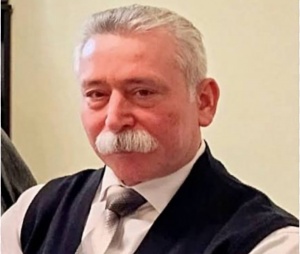 K&ouml;n&uuml;l adamı Tapdıq Əlibəyli