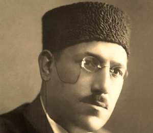 “Əsiri olduğum bir şey varsa, o da həqiqət və yenə həqiqətdir.&quot; - HÜSEYN CAVİDİN DOĞUM GÜNÜNƏ