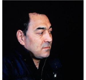 “Sonra özünü atarsan gözümə…” - Güneyli şair Şəhram Qolkarın şeirləri