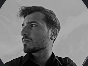 “Gözlərimi bağlayım, sayım birdən onacan...” – NAİL ZEYNİYEVİN ŞEİRLƏRİ