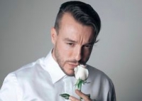 “Ben seni çok sevdim” deyən  Cem Adrian oktyabrın 15-i Bakıda konsert verəcək