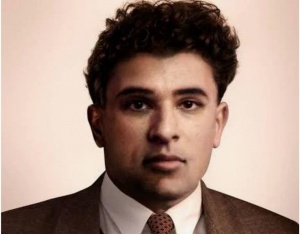 Kitablar səltənətinin incisi: &ldquo;Həyat sevgisi&rdquo; şeiri