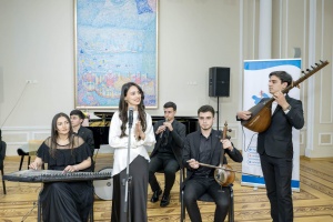 Zəfər yurdu ilə zərif nəğmələr