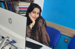 Şişirdilmiş başlıqlar, boş məzmun və aldadılan oxucu