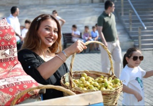 Qalada əncir festivalı