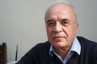POETİK QİRAƏTdə Əhməd Qəşəmoğlunun  “Kukla teatrındakı uşaqlar…” şeiri