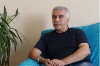 Olduqca y&uuml;ksək ədəbi z&ouml;vq&uuml; olan yazar