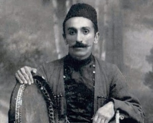 1948-ci ildən Fəxri Xiyabandakı yerinə k&ouml;&ccedil;məyi g&ouml;zləyir...