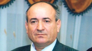 Komitə sədri şairi təbrik edib