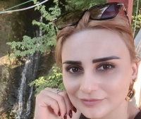 BİRİ İKİSİNDƏ - Xəyalə Sevilin şeirləri