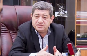 “İnsanlar yaşaya, dayana, dözə, dəyişə bilsinlər deyə hər zaman onlara doğru gedərlər” – Akademik Nizami Cəfərovun doğum gününə Nərgiz Cabbarlının yazısı