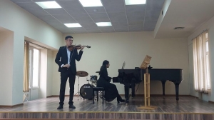 Bakı Musiqi Akademiyasında Qazaxıstan Milli Konservatoriyasının tələbələrinin iştirakı ilə konsert təşkil olunub