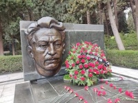 Mart ayının 21-də, saat 11-də Fəxri Xiyabanda...