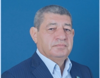 Fazil Mustafa Nizami Cəfərovu təbrik edib
