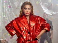 Ad günündə vəfasızlıqdan gileylənən Pop diva