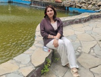 Mina Rəşidin poeziyasında nikbin xəyallar