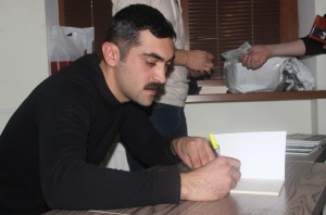 BİRİ İKİSİNDƏ – Həmid Piriyevin “Nəlbəkidə üzər kağız gəmilər” hekayəsi