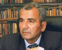 “Əyləci yoxuymuş dəli səbrimin” - Rizvan Nəsiboğlunun şeirləri