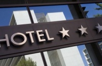 DİQQƏT: Ulduz kateqoriyalarını düzgün qeyd etməyən hotellərin reklamları söküləcək