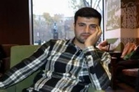 HEKAYƏ AXŞAMI - “Payızın leysan yağışı uçuq damlarından içəri keçməsəydi, əl çəkməzdi...”