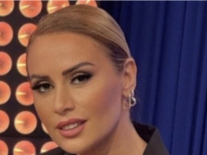 Həm rejissor, həm aktyor, həm m&uuml;ğənni, həm pedaqoq