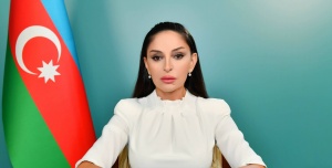 Türk Mədəniyyəti və İrsi Fondunun prezidenti Aktotı Raimkulova Mehriban xanım Əliyevanı doğum günü münasibətilə təbrik edib