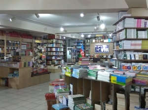 Sevindirici haldır ki, heç nə insanları klassik kitabdan soyutmur
