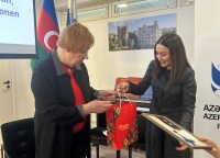 Finlandiyanın ilk qadın prezidenti Azərbaycan Evinin qonağı olub