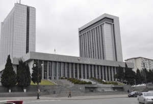 Parlamentdə dövlət ehtiyatları ilə bağlı yeni qanun layihəsi müzakirə olunub