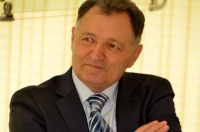 Hümbət Həsənoğlunun aforizmləri
