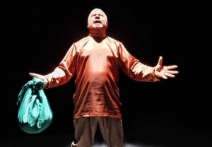 Şuşa Teatrında “Dağılan Tifaq” tamaşası nümayiş olunacaq