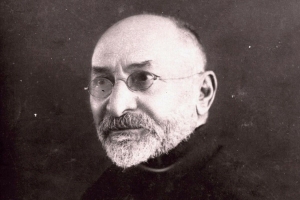 Uşaqkən bol xəstələnmələri, mülkiyyə məktəbində erməni müəllim tərəfindən incidilməsi, faciə janrının banisi olması…