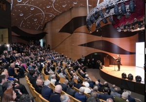 Bakıda Yaradıcı İttifaqların və Mədəniyyət Xadimlərinin birinci qurultayı keçirilib