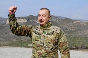 “Könlümüzdə, qələmimizdə, kitabımızda…” - Oktyabrın 15-i İlham Əliyevin prezident seçilməsinin 20 illiyidir
