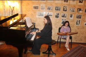 B&uuml;lb&uuml;l&uuml;n Memorial Muzeyində Beynəlxalq Ev-Muzeyləri G&uuml;n&uuml; qeyd olunub