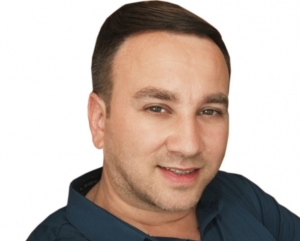 “Öz dilimin varlığı Mənim üçün bayramdır” – Əyyub Türkayın şeirləri