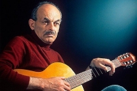 “Qəlbimə həkk olunub Bir gözəl qadın rəsmi...” - BULAT OKUCAVANIN ŞEİRLƏRİ
